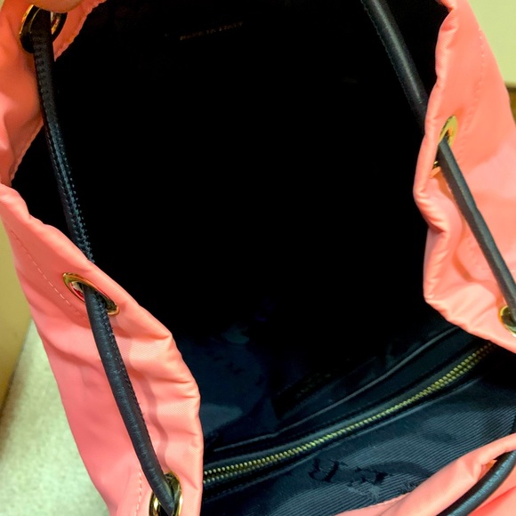 Burberry Rucksack Backpack Medium, Bright Coral Pink, 100  display picture 1